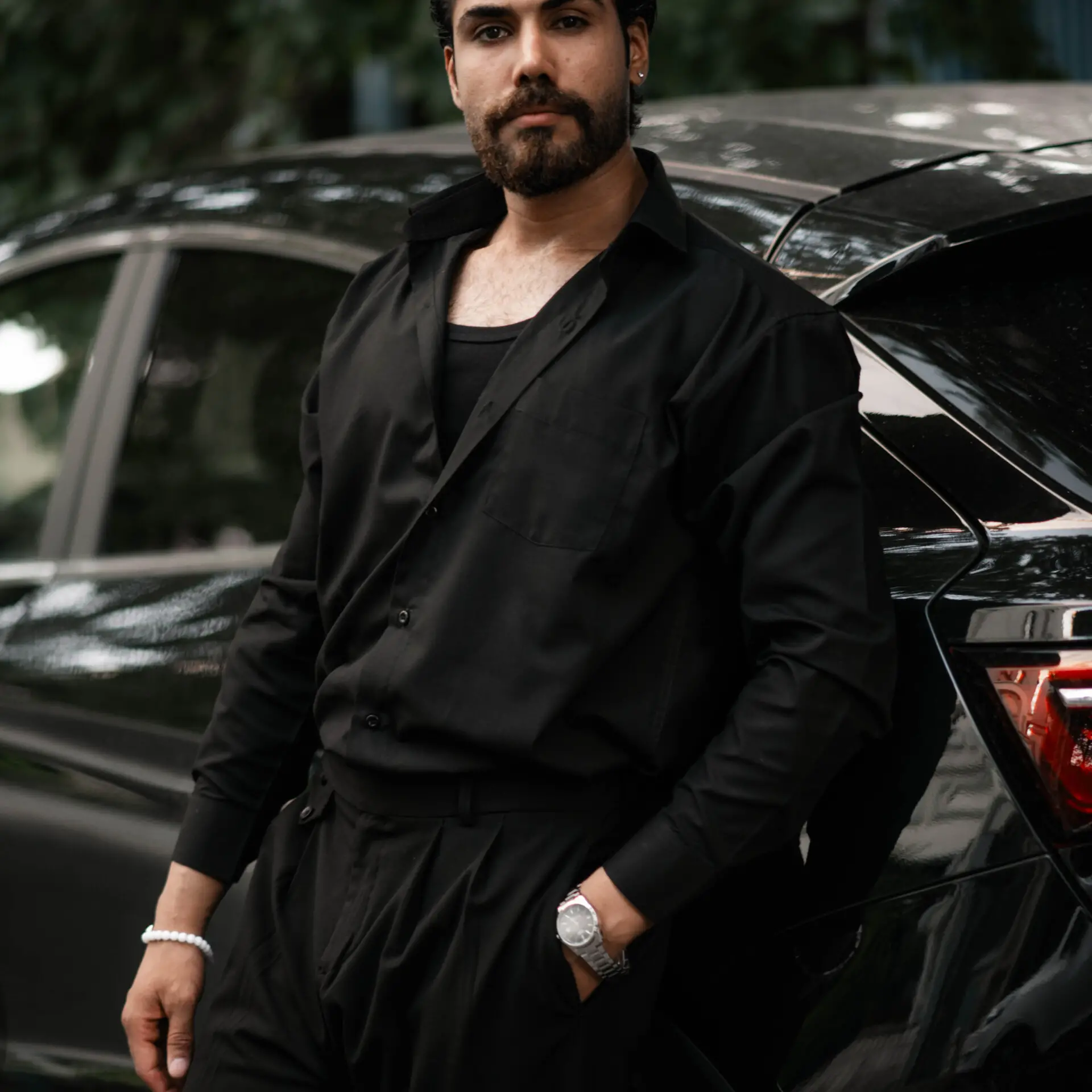 ژست عکاسی مردانه نشسته